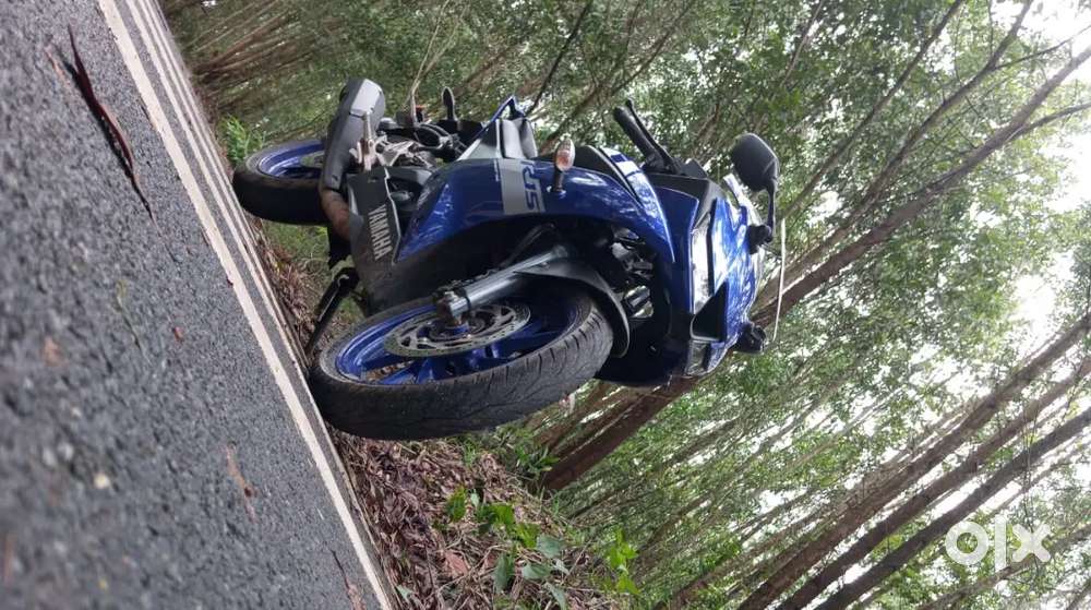 R15 V3 Neat condition