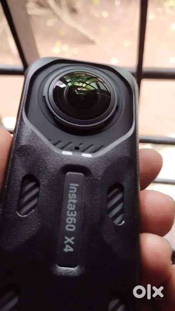 Insta360 x4