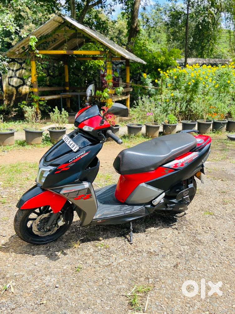 Clean and neat ladies used