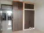 Female fletmate vivek vihar metro 10000 rent fully furnished
