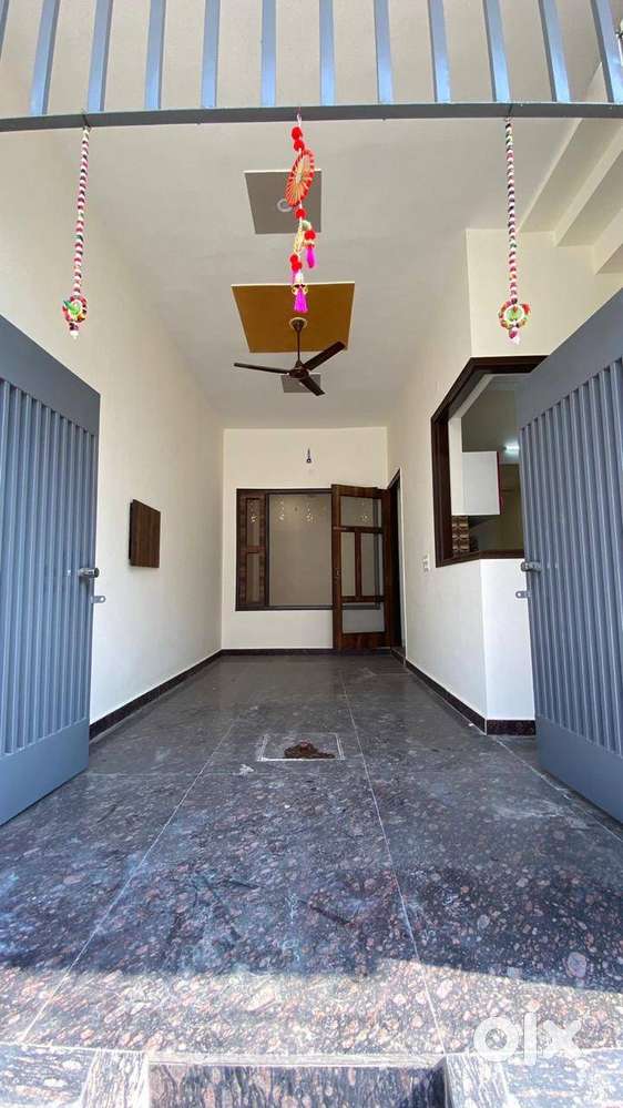 100 GAJ 3 BHK house for sale