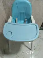 Baby feeding chair