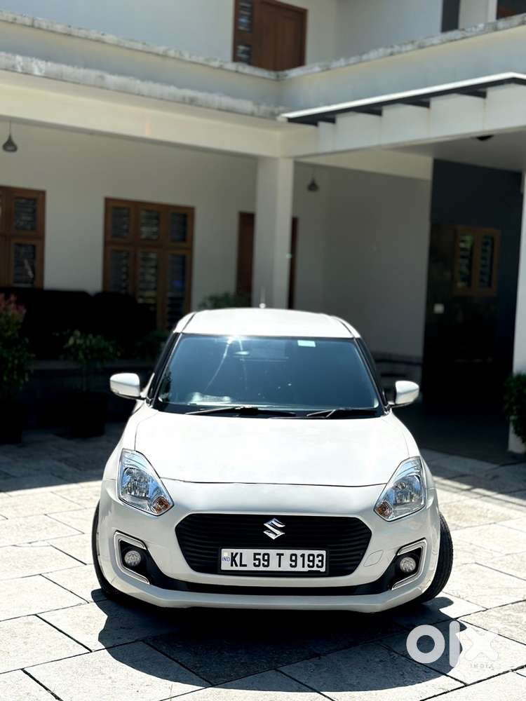 MARUTI SUZUKI SWIFT AUTOMATIC VXI 2019
