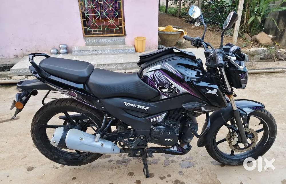 Full showroom condition vehicle look like new bike