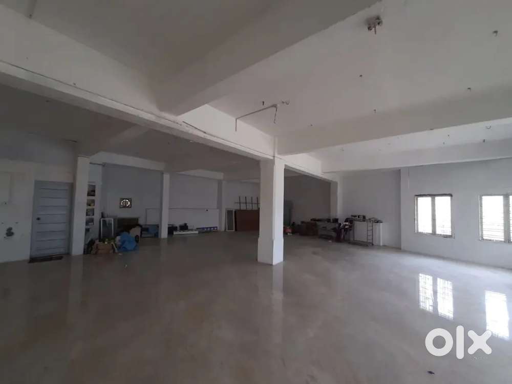 Independent building available at palarivattam