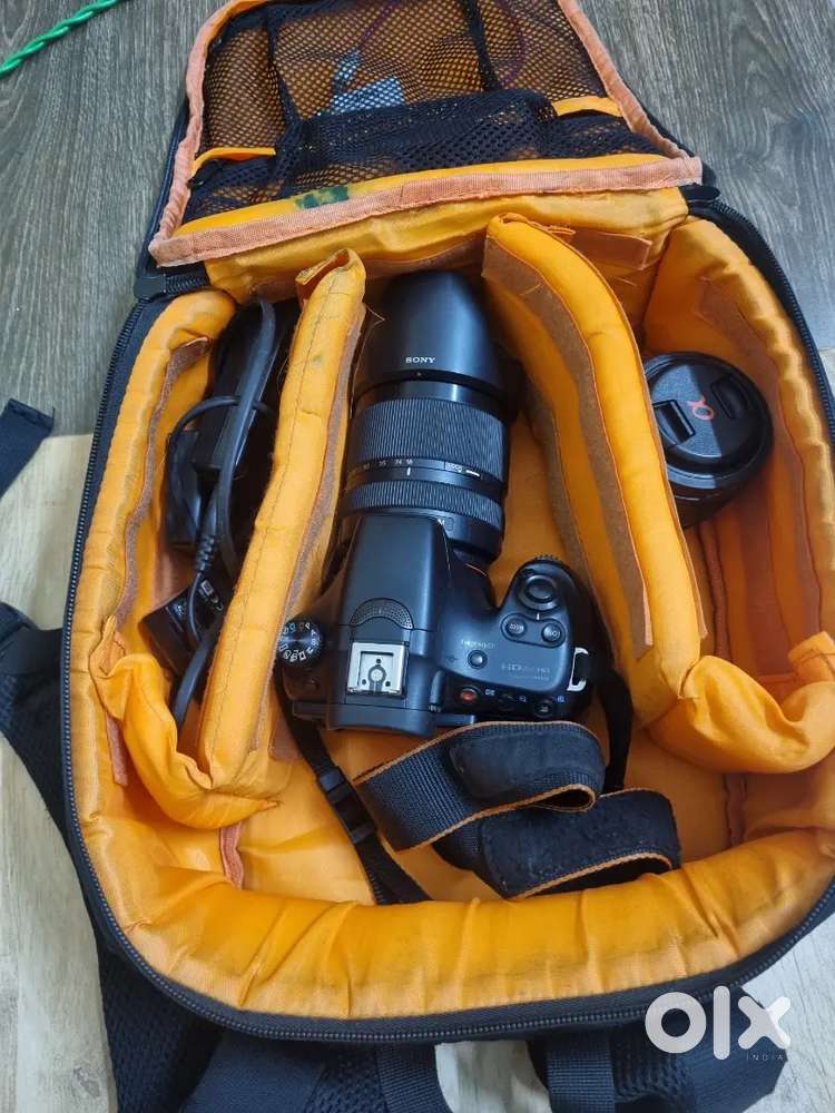 Sony alpha 58 camera good condition