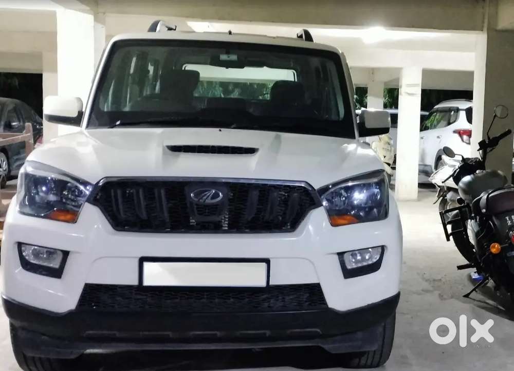 Mahindra Scorpio 2017 Diesel 115000 Km Driven. Very Well maintained