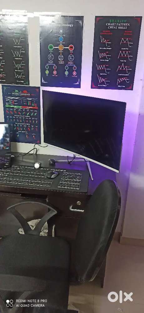 MONITOR, TABLE, CHAIR