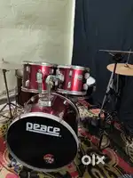 Drum kit 'brand name - peace'
