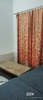 2xRooms on rent semi furnished, bed mattress, fan
