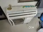 ONIDA 1 TON INVERTER AC EXCELLENT CONDITION