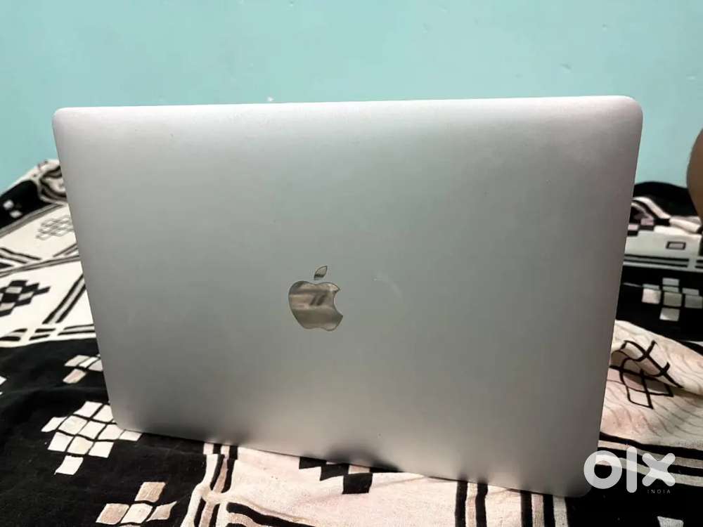MacBook Air 8/256GB