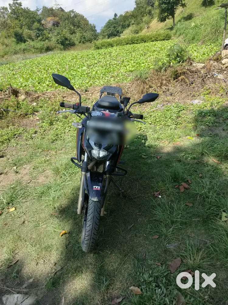 Apache rtr 200 4v