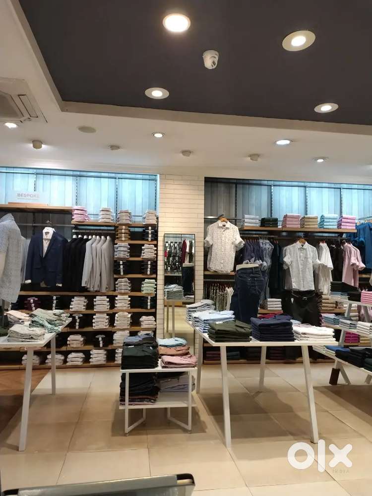 Sales staff in allen Solly