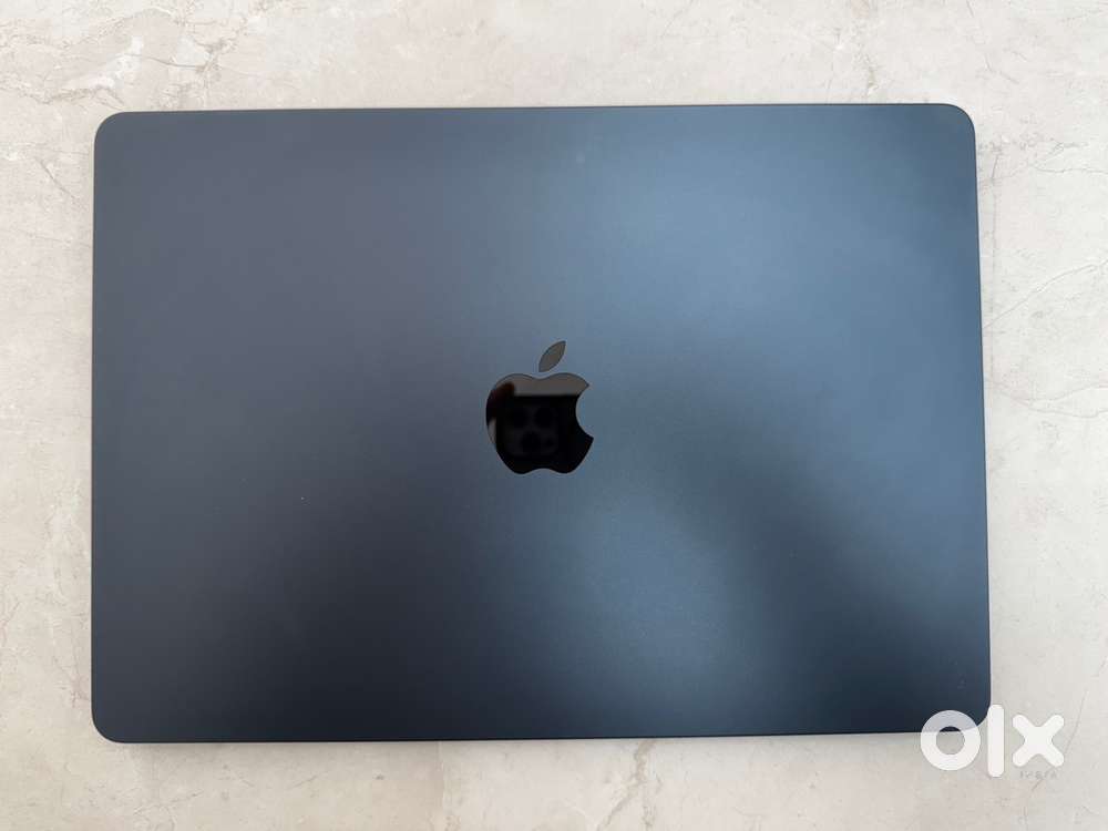 Macbook M2 Air 8Gb/256SSD 2023 Model EMI Avalaible