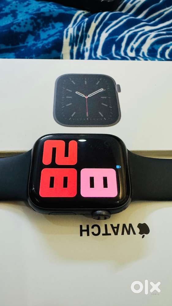 Apple watch series-6 (GPS + cellular) 44mm sports band