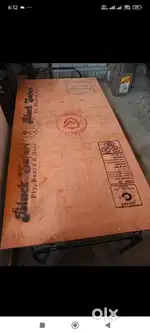 Centre table or Drasing table or pram or folding bed sell karna hai