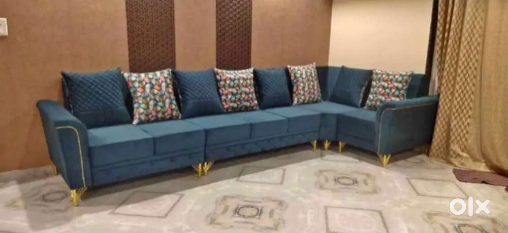 3 setter plus lounger with adjustable headrest available in Starf furn