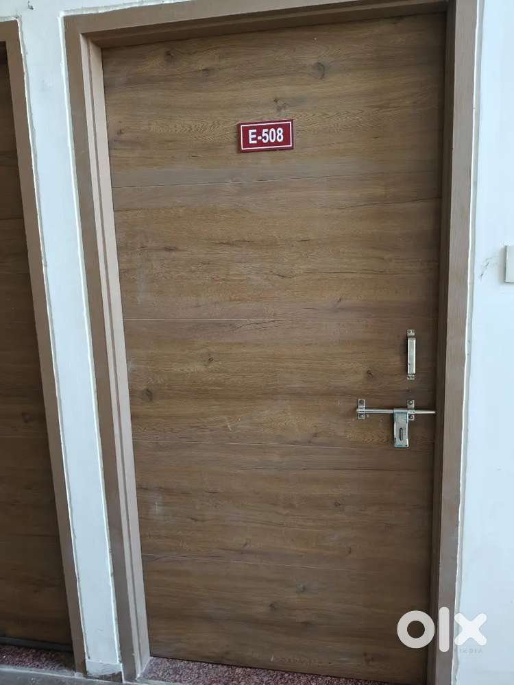 1bhk flat semi furnished flat on rent