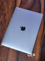 Apple Macbook Pro i7 16GB Ram 512GB SSD 2019 Manufacturing