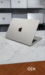 Macbook Air M2 (2022)  8GB Ram,  256GB SSD, Cycle count 30 Laptop