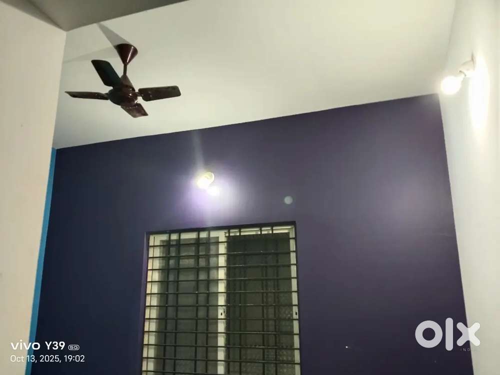 A single room rent for becholers