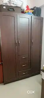 2 Cupboards + 1 Dressing Table set