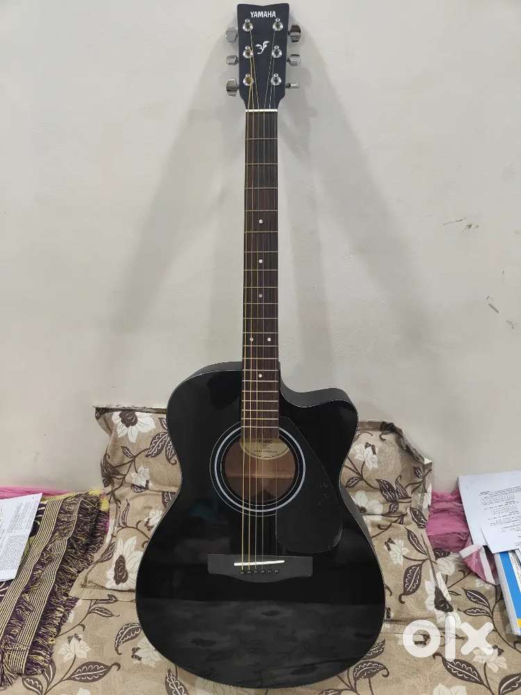 Yamaha Guitar