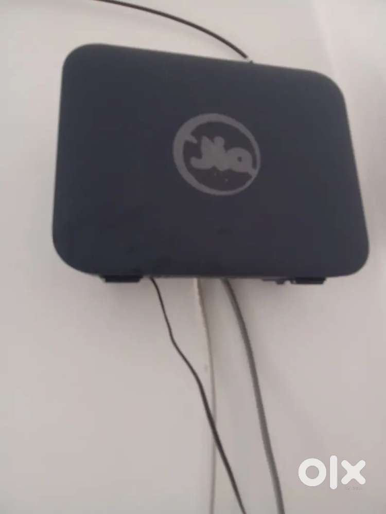 Jio fiber and set up box