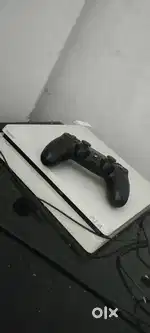 Ps 4 slim with games