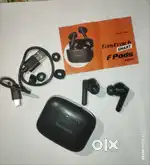 Bhai only 20 days use hai all assoceries available hai