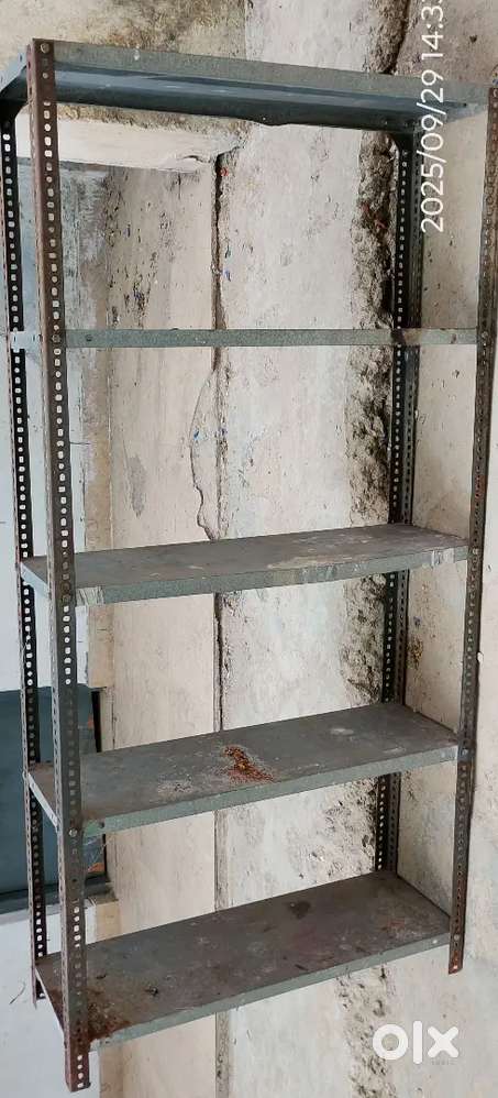 iron rack urgent sell
