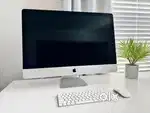 Apple iMac 5K Retina 27  i5 32BB Ram 1TB Fusion SSD Studio Ready desk