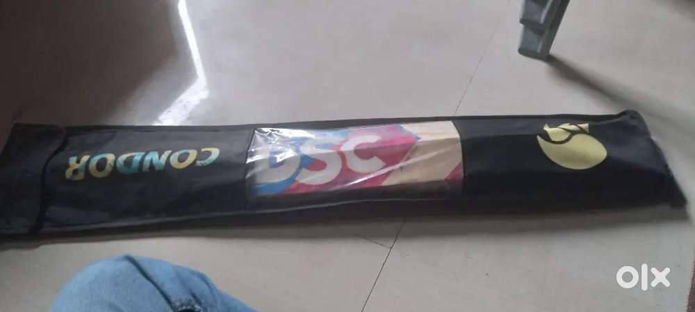 Cricket bat... not so use well condition with cricket bag