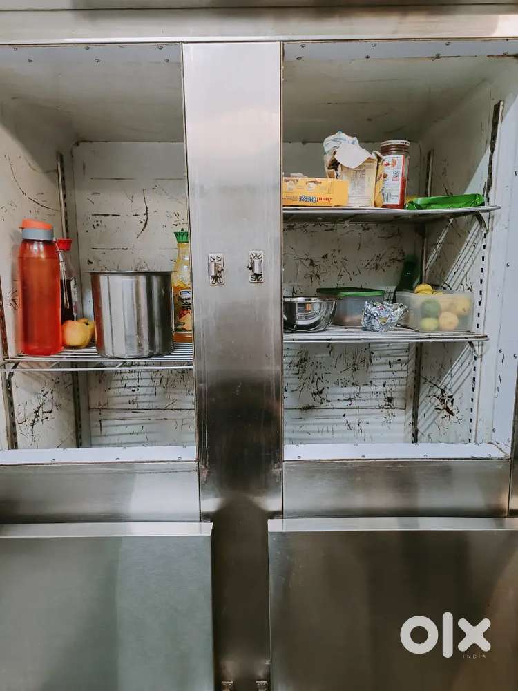 Heavy fridge