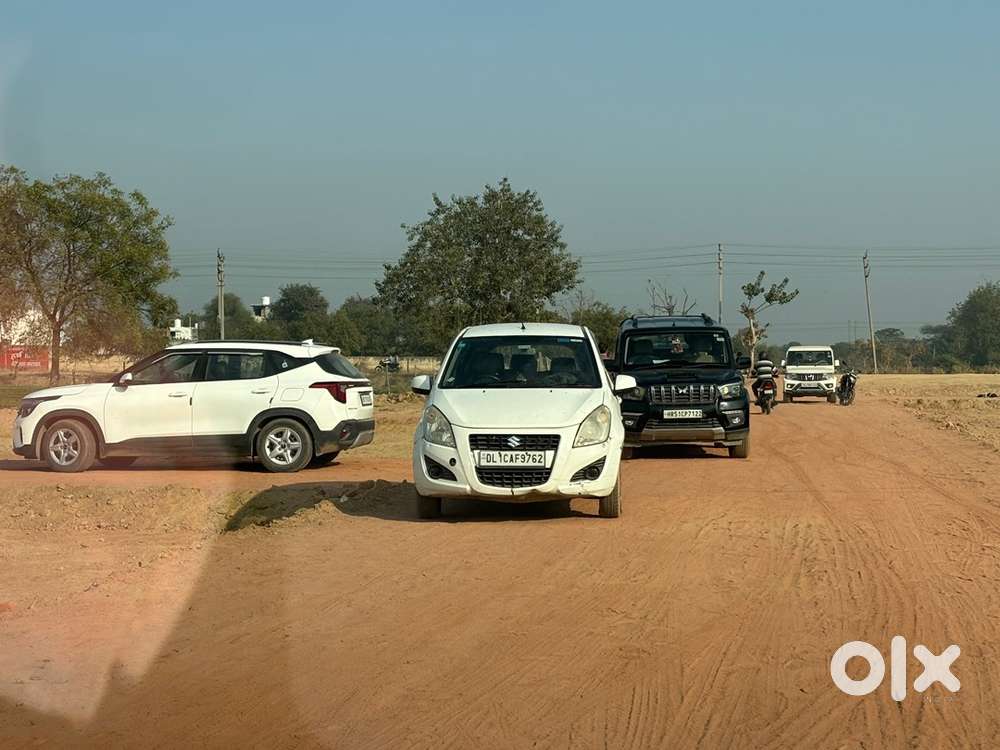 प्लॉट 11 लाख में faridabad 88 sec near noida highway,Metro 15 mint