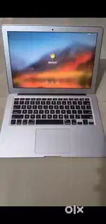 Apple Macbook Air Early 2015 intel Core i5 13.3 inch