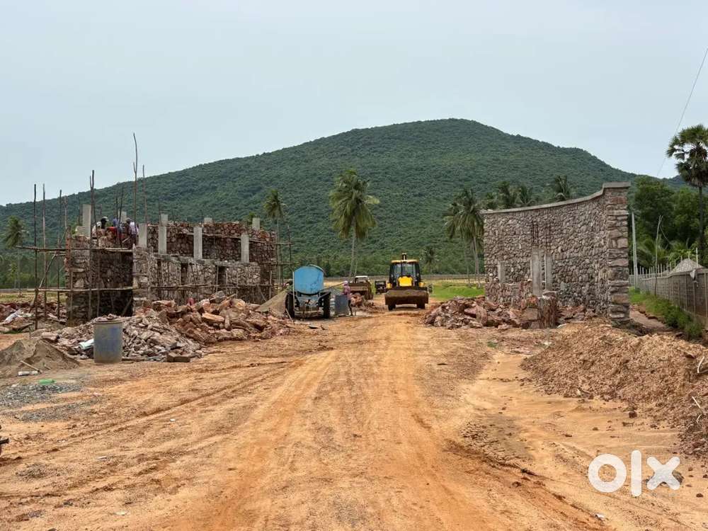 The Serenity of living at Leo Valley