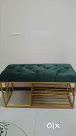 A stylish storage bench