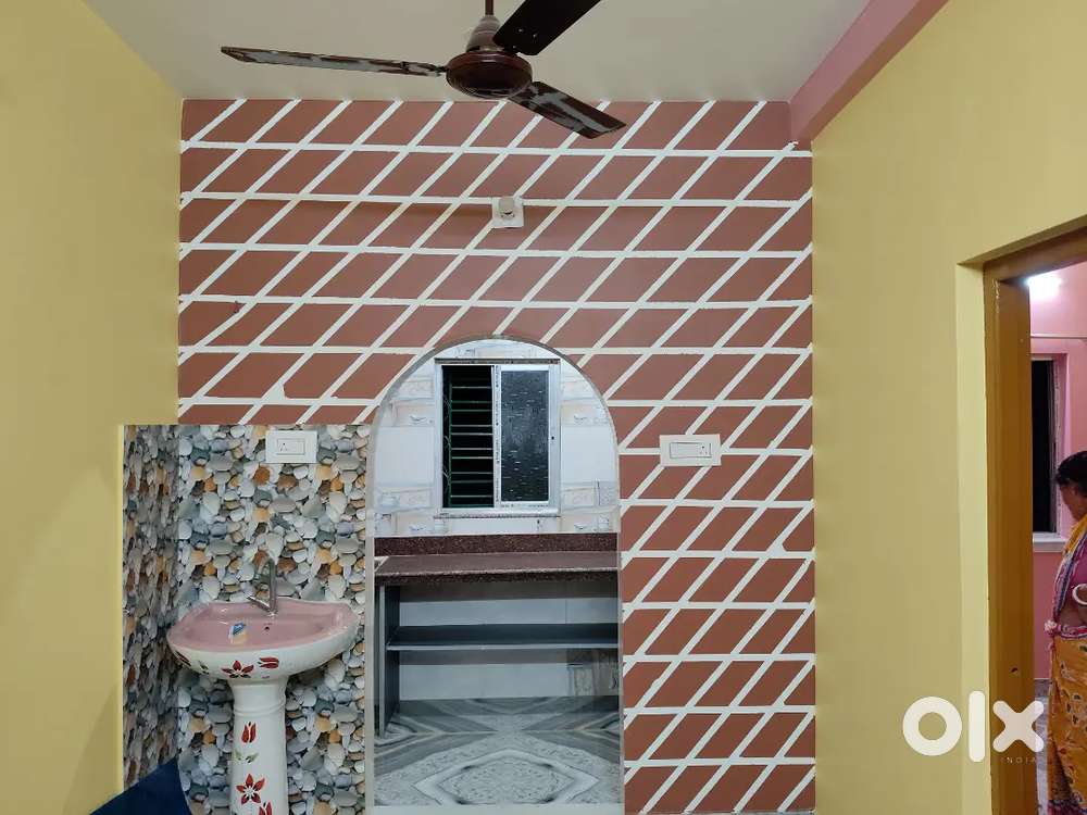 All kinds room available in Newtown area.1Rk,1BHk&2BHk etc.