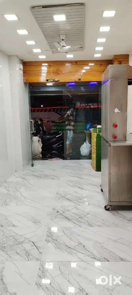 FULLY FURNISHED SHOP AT PRIME LOCATION.