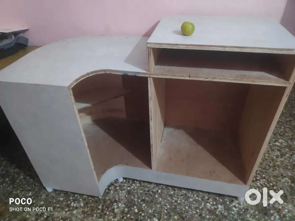 Office table