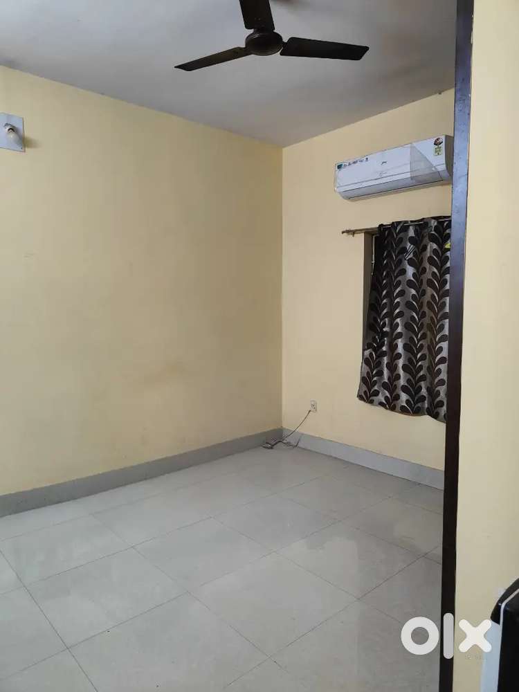 Rent for family and working ladies