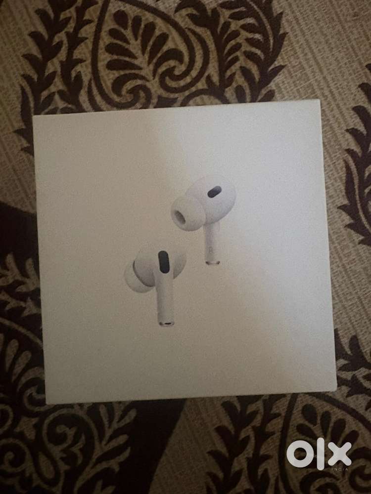 Apple AirPods Pro (2nd generation) under warranty Till June 2026