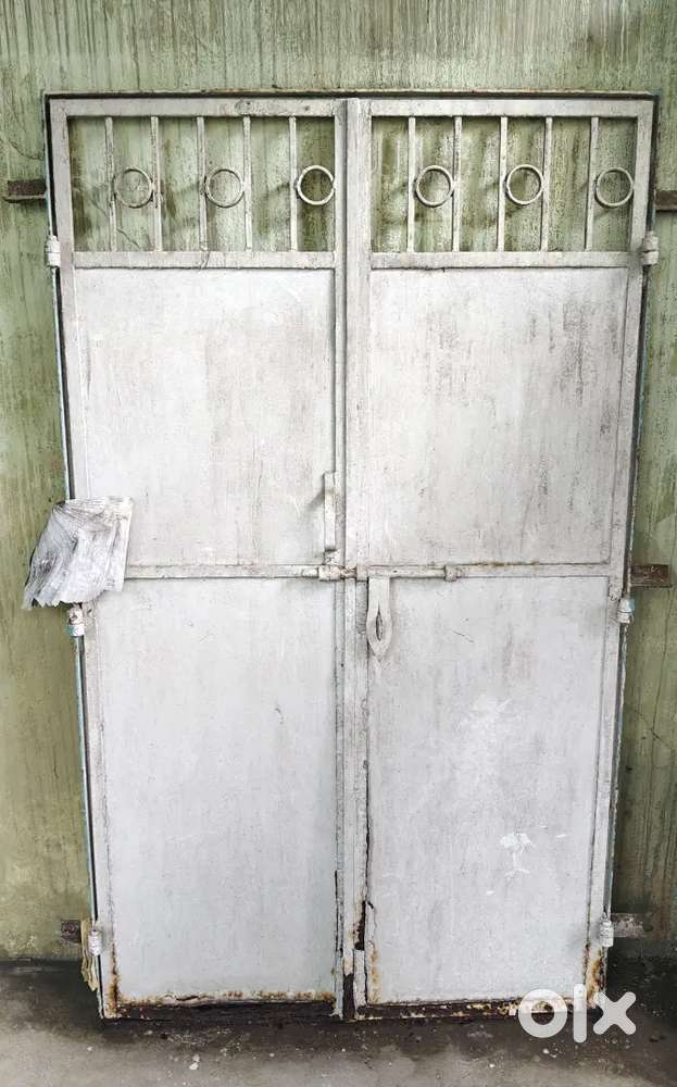 Metal Door 6 feet tall and 3.5 feet wide