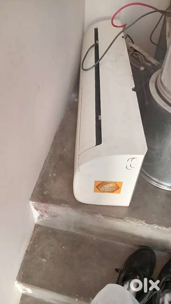 Voltas inverter split Ac with stablizer