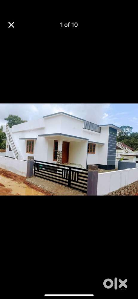 3bedroom house with attached bathroom,sitout,