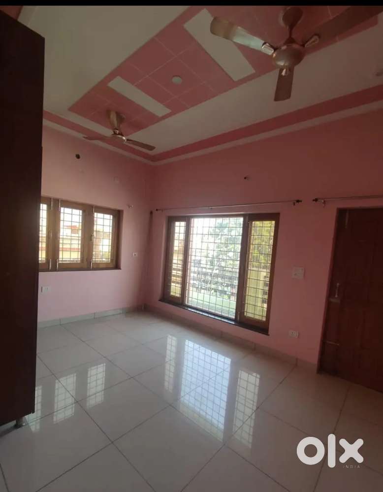 3 BHK  WITH BIG ROOMS AND BALCONY @ BALLUPUR