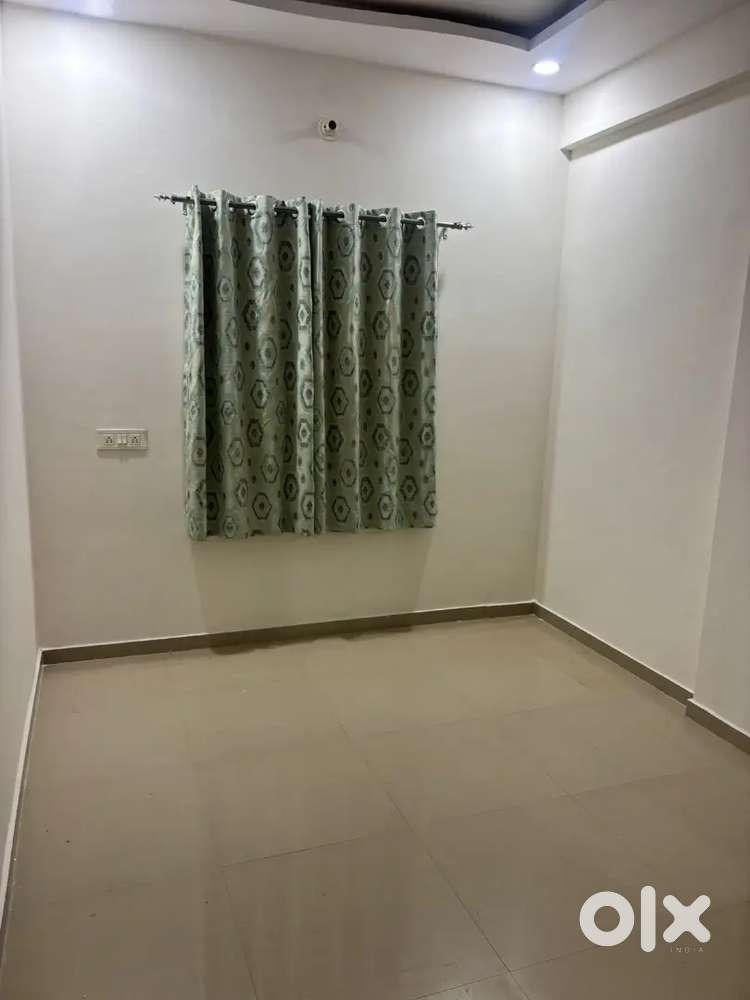 2bhk flat manish nagar uco bank road Somalwada road all near by