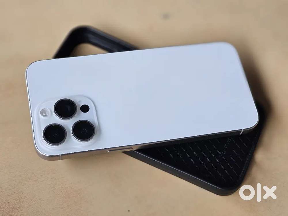 Iphone 15pro max white color 256gb